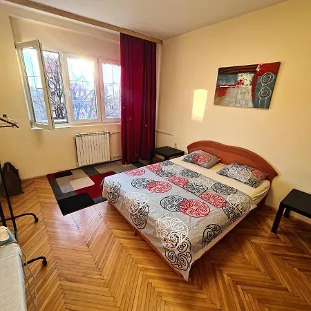 Square Apartman Szkopje