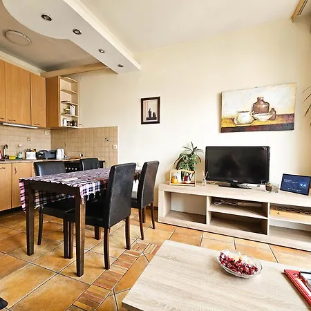 Apartman Square