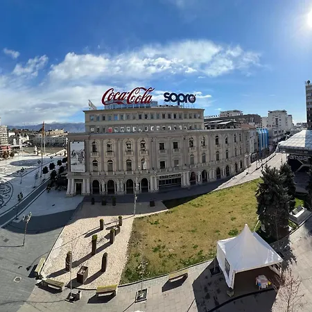 Square * Szkopje