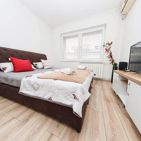 Apartman Square *