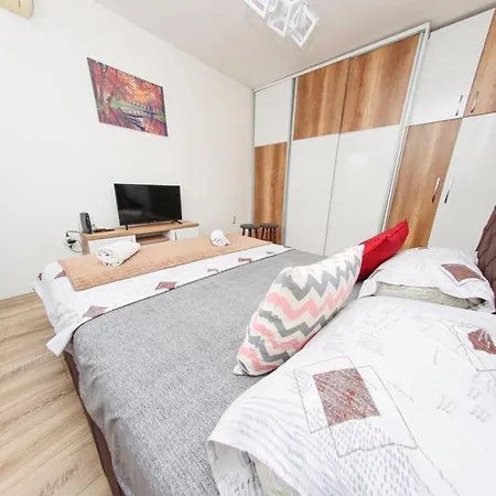 Square Apartman